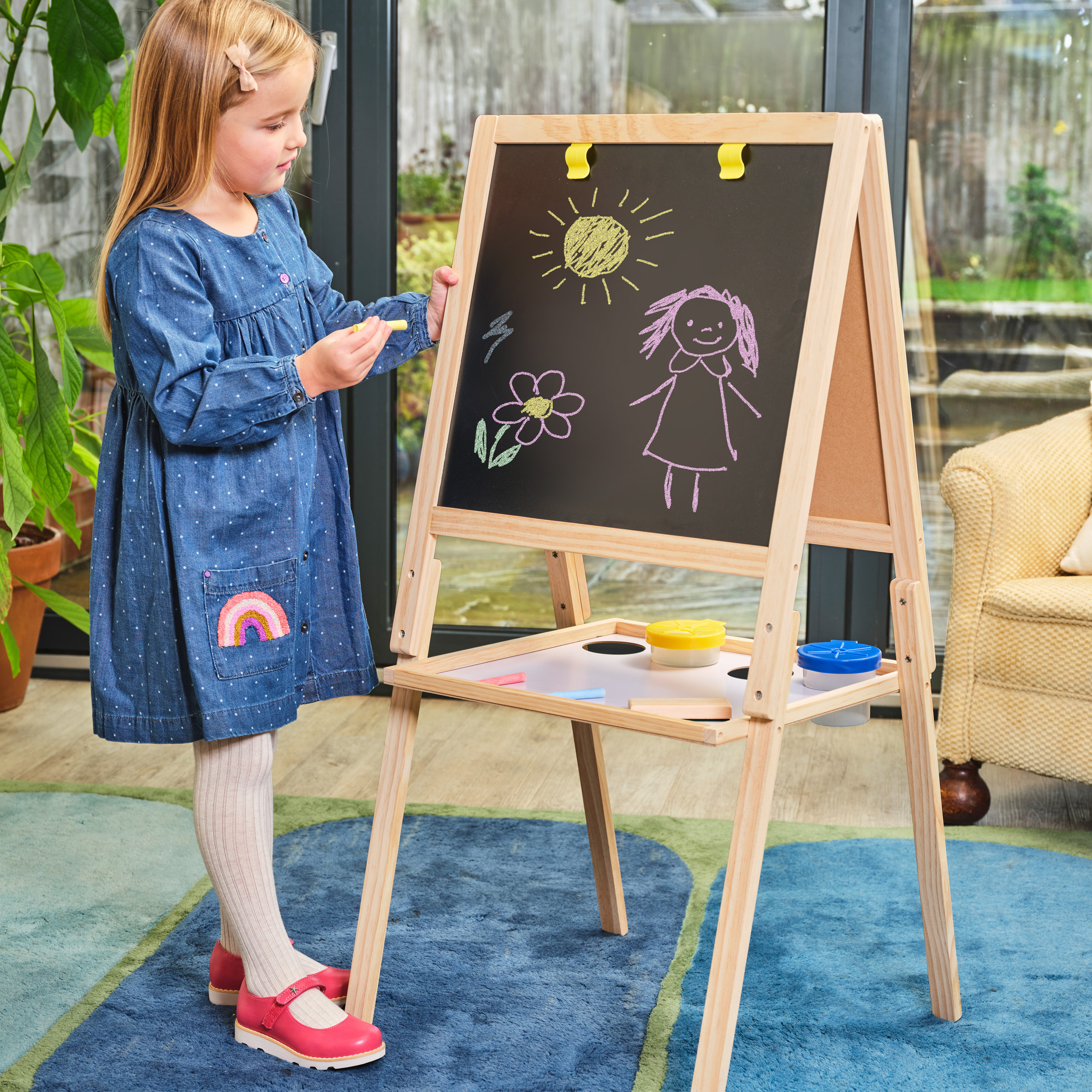 Casdon Wooden Art Easel