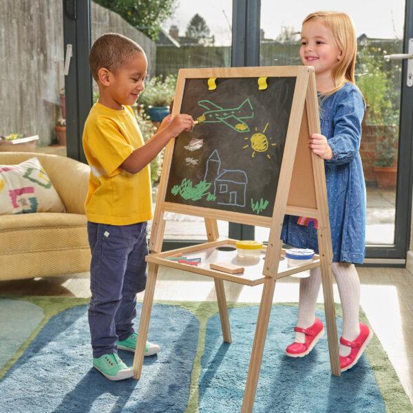 casdon wooden easel