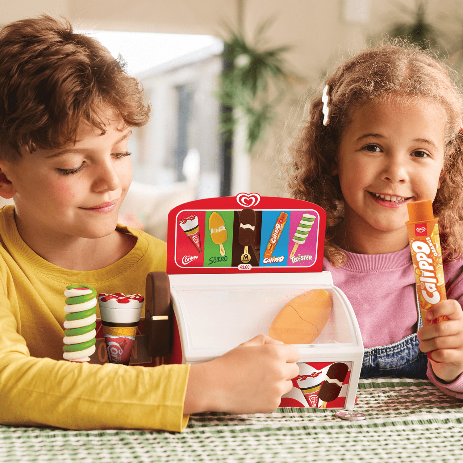 walls ice cream freezer playset